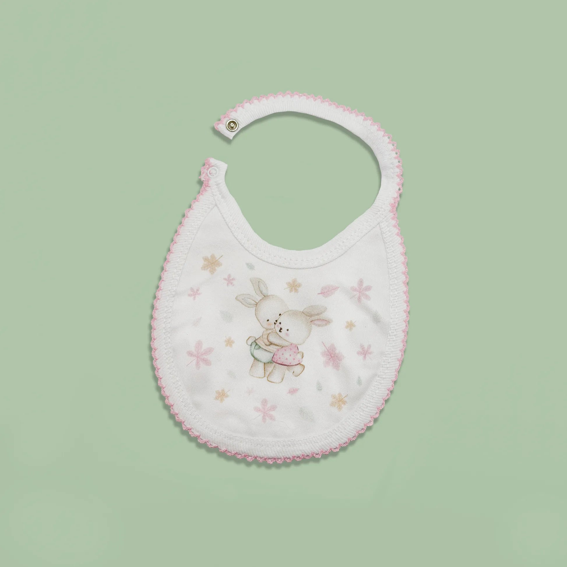 Babete com motivo coelhinhos abraçados rosa
