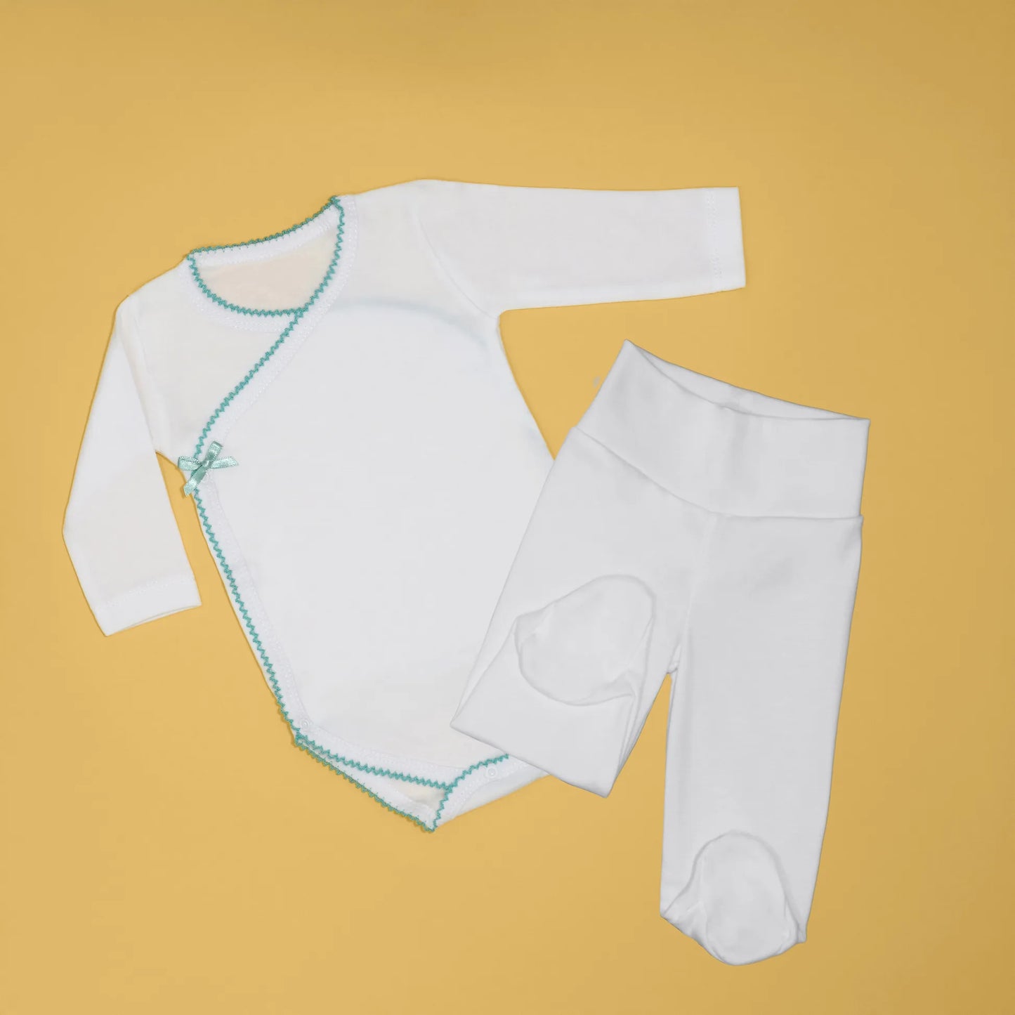 Body de trespasse com collant cardado com bordado em redor verde