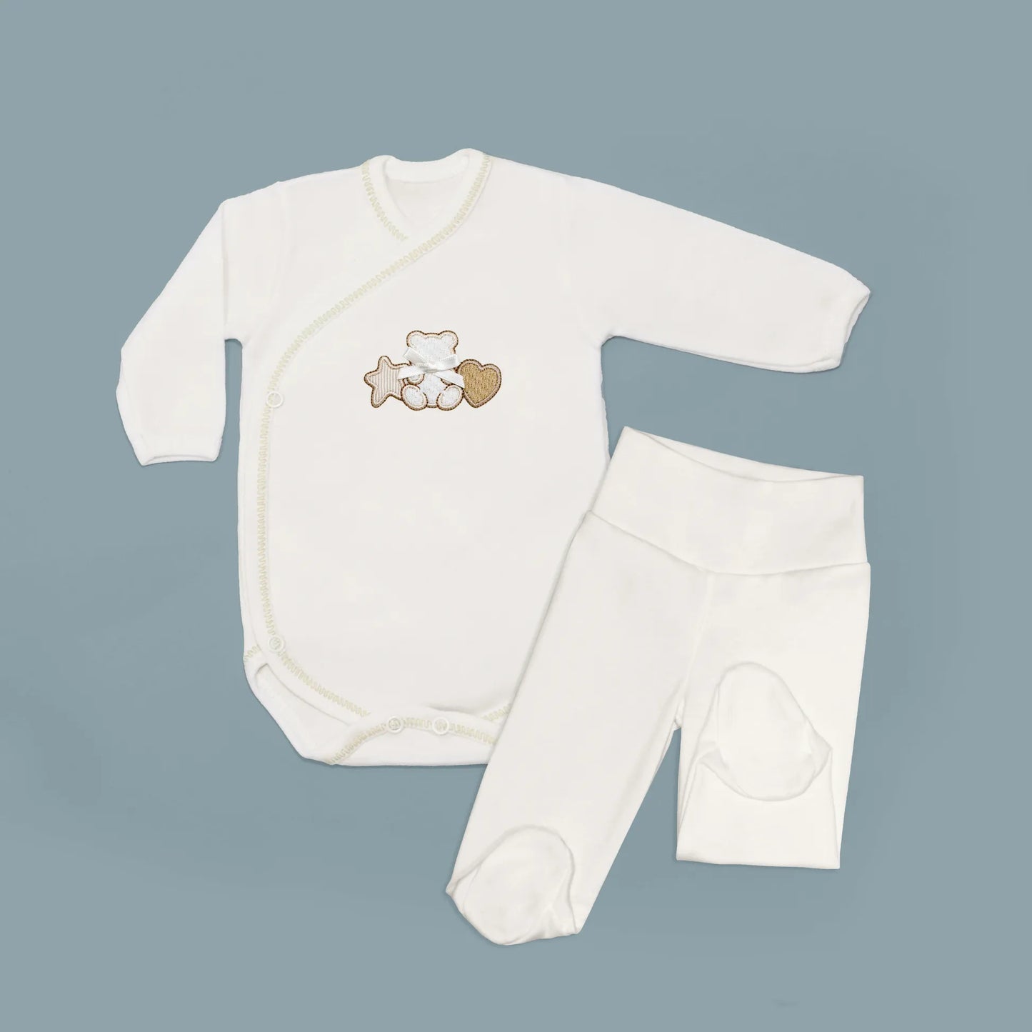 Body de trespasse com collant com motivo ursinho entre estrela e coração pérola