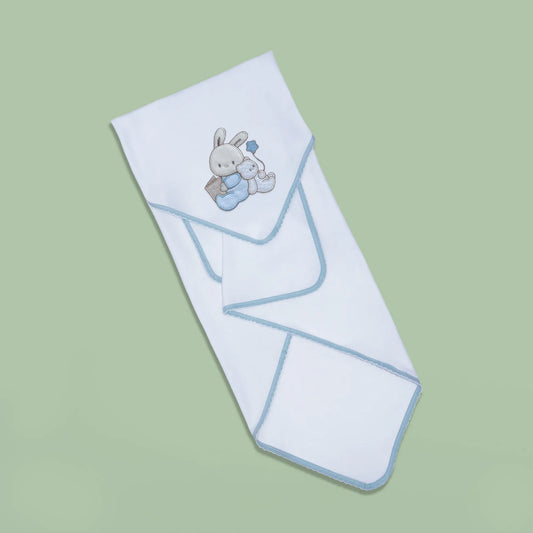 Fralda com motivo coelhinho e ursinho com livro azul