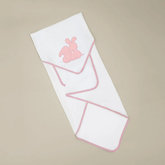 Fralda com motivo coelhos tricot com lacinho rosa