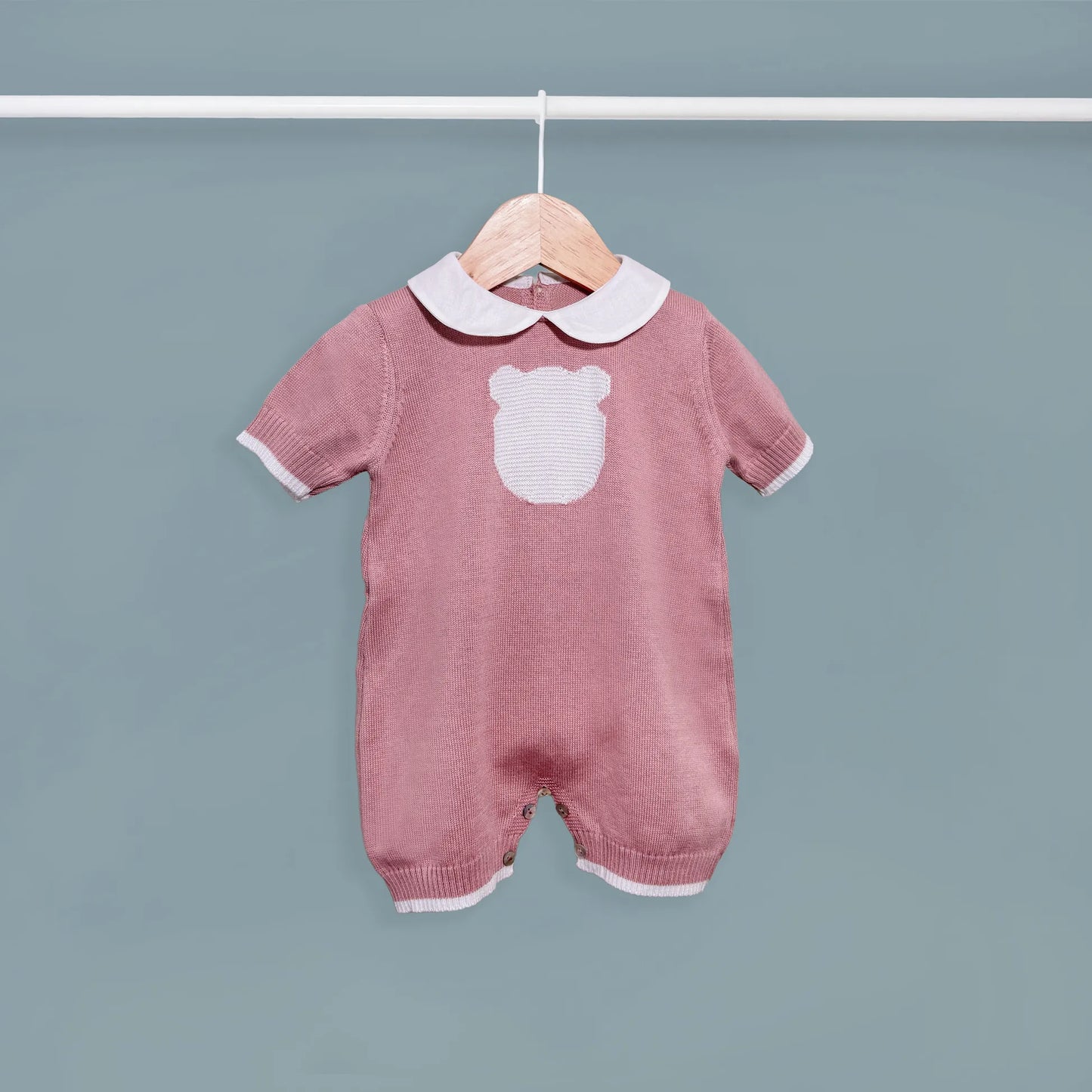 Macacão em malha com gola Peter Pan e motivo ursinho rosa