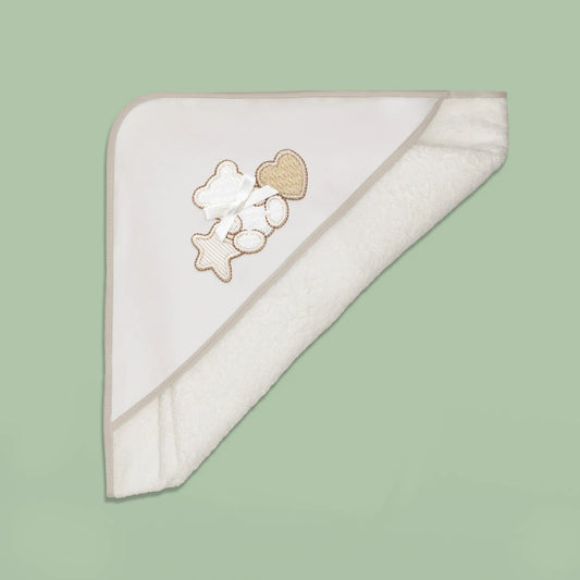 Toalha com motivo ursinho entre estrela e coração pérola