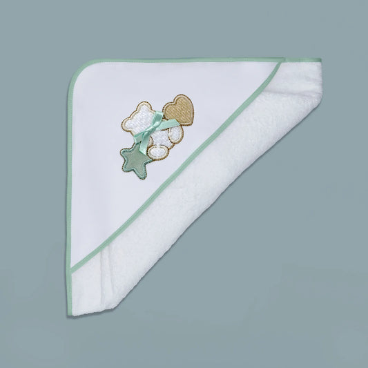 Toalha com motivo ursinho entre estrela e coração verde